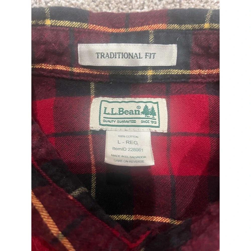 LL Bean Traditional Fit Flannel Shirt Mens Large Red Black Plaid Cotton 228061 - Picture 5 of 5